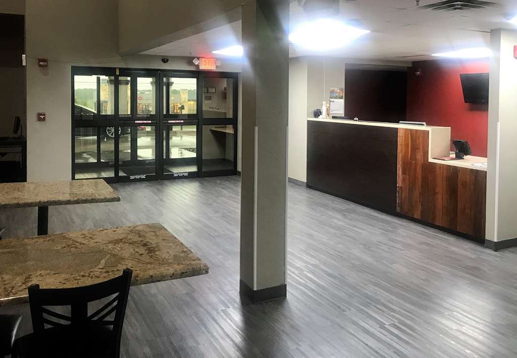 奥斯汀东庄园红顶套房酒店 玛诺 内观 照片